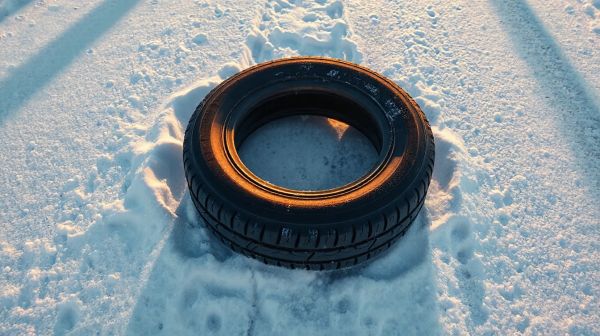 Top options de chaînes et chaussettes 215/60 R16 pour l'hiver